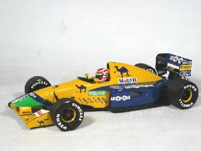 Benetton B191 modelcar, Minichamps 1:18 in racing / multicolored owned 