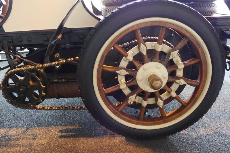 Mercedes Benz Museum Image 15