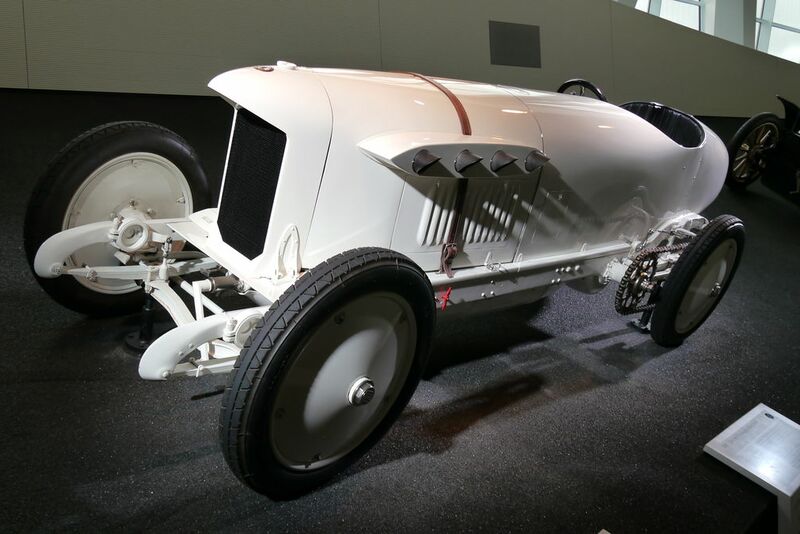 Mercedes Benz Museum Image 16