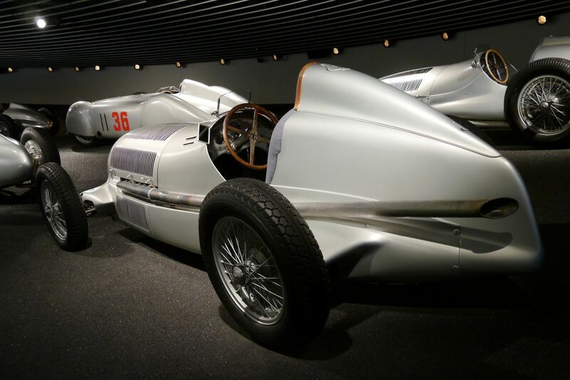 Mercedes Benz Museum Image 20