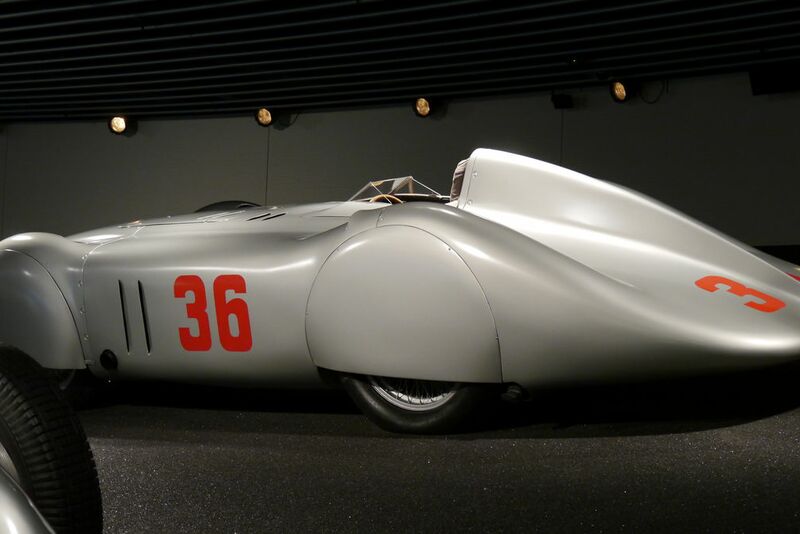 Mercedes Benz Museum Image 21