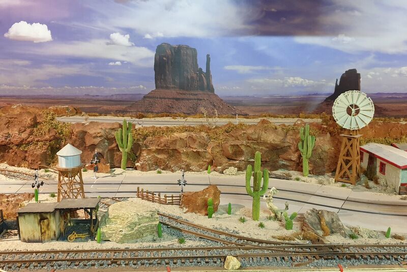 Vanishing Point Valley - 1:32 Slottrack Image 5