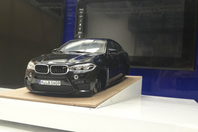 ///M Diorama Image 16