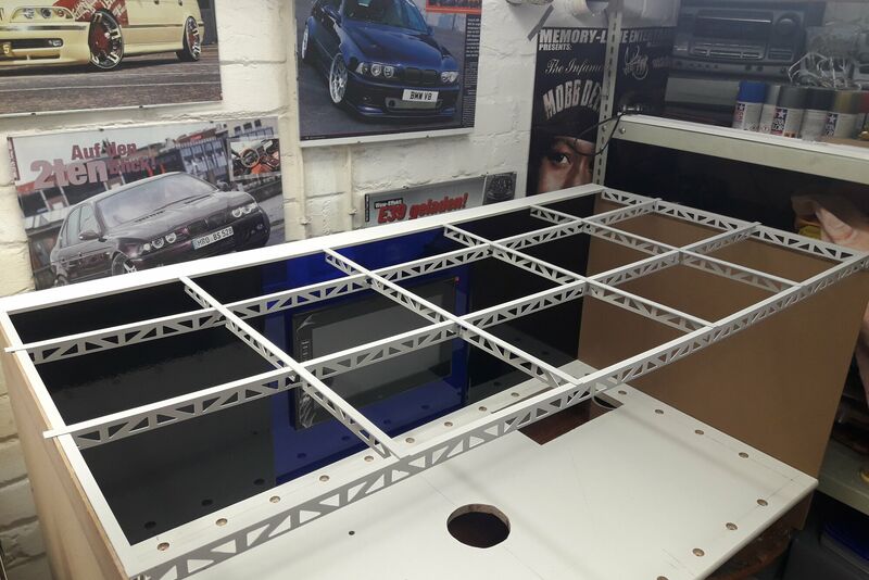 ///M Diorama Image 18