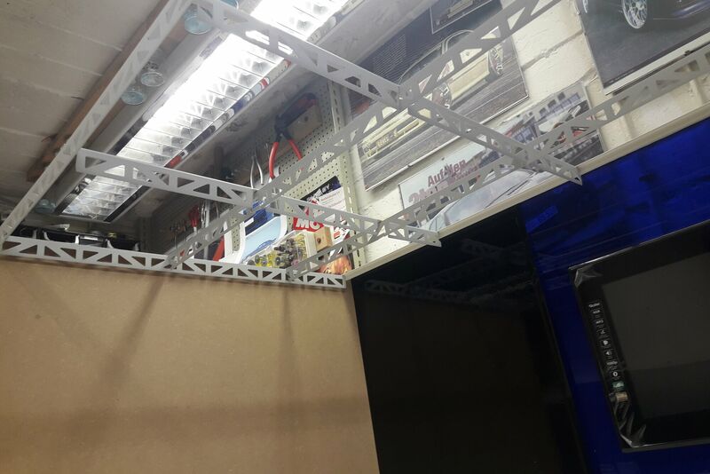 ///M Diorama Image 19