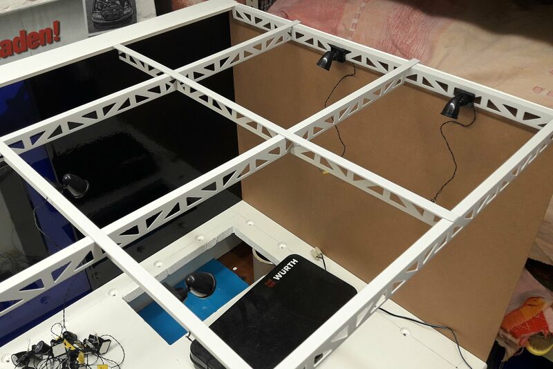 ///M Diorama Image 23