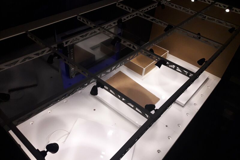 ///M Diorama Image 28