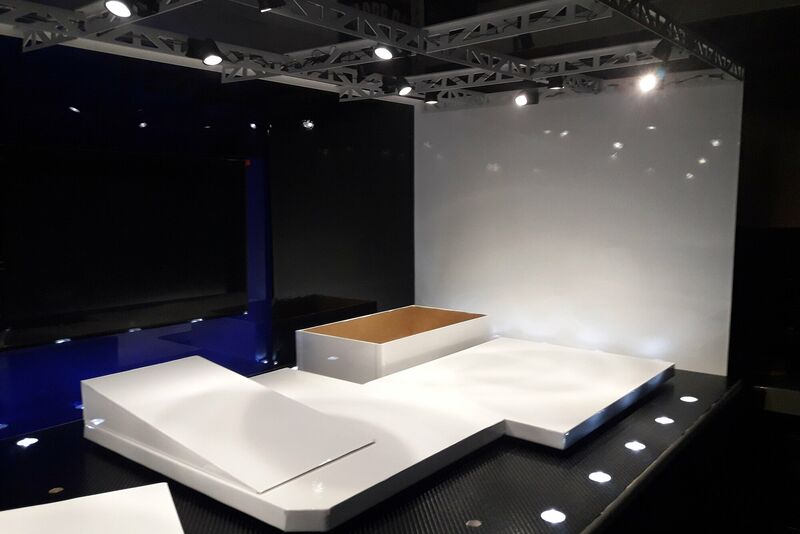 ///M Diorama Image 46