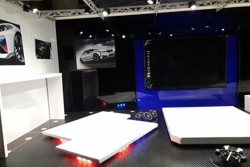 ///M Diorama Image 58