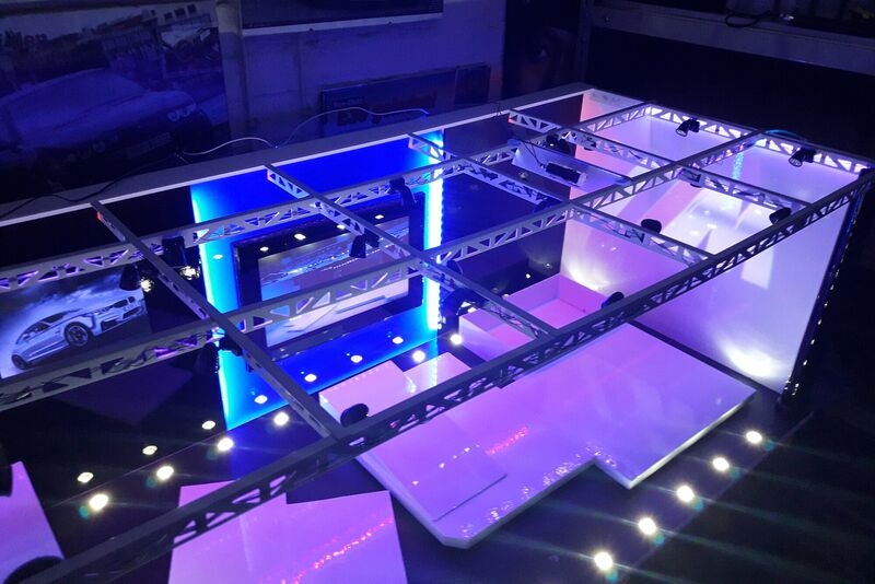 ///M Diorama Image 84