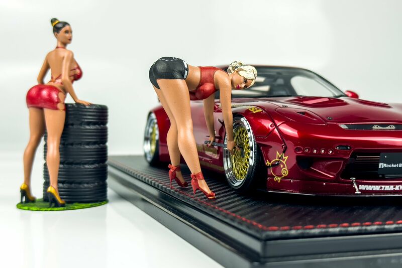 Girls & Cars Image 9