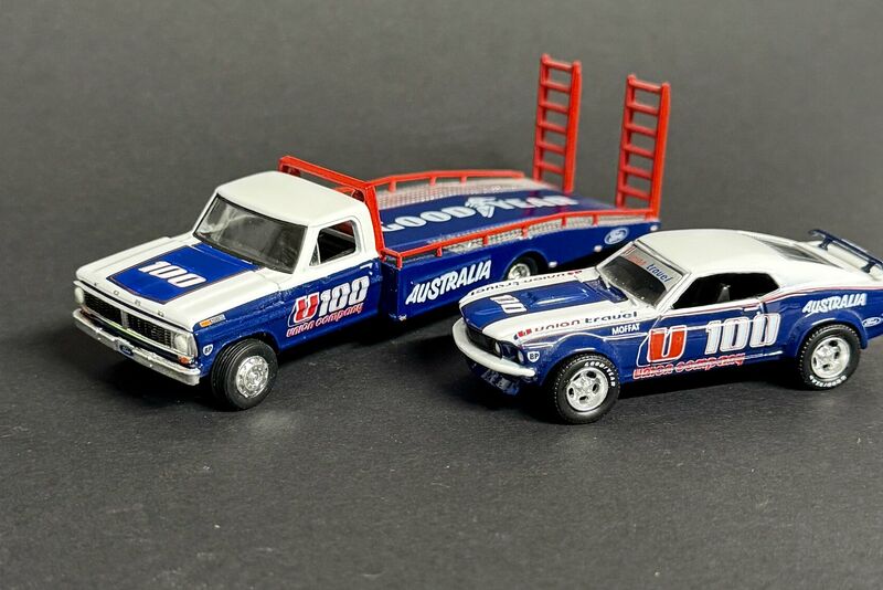 Mustang Präsentation / Dioramen Image 28